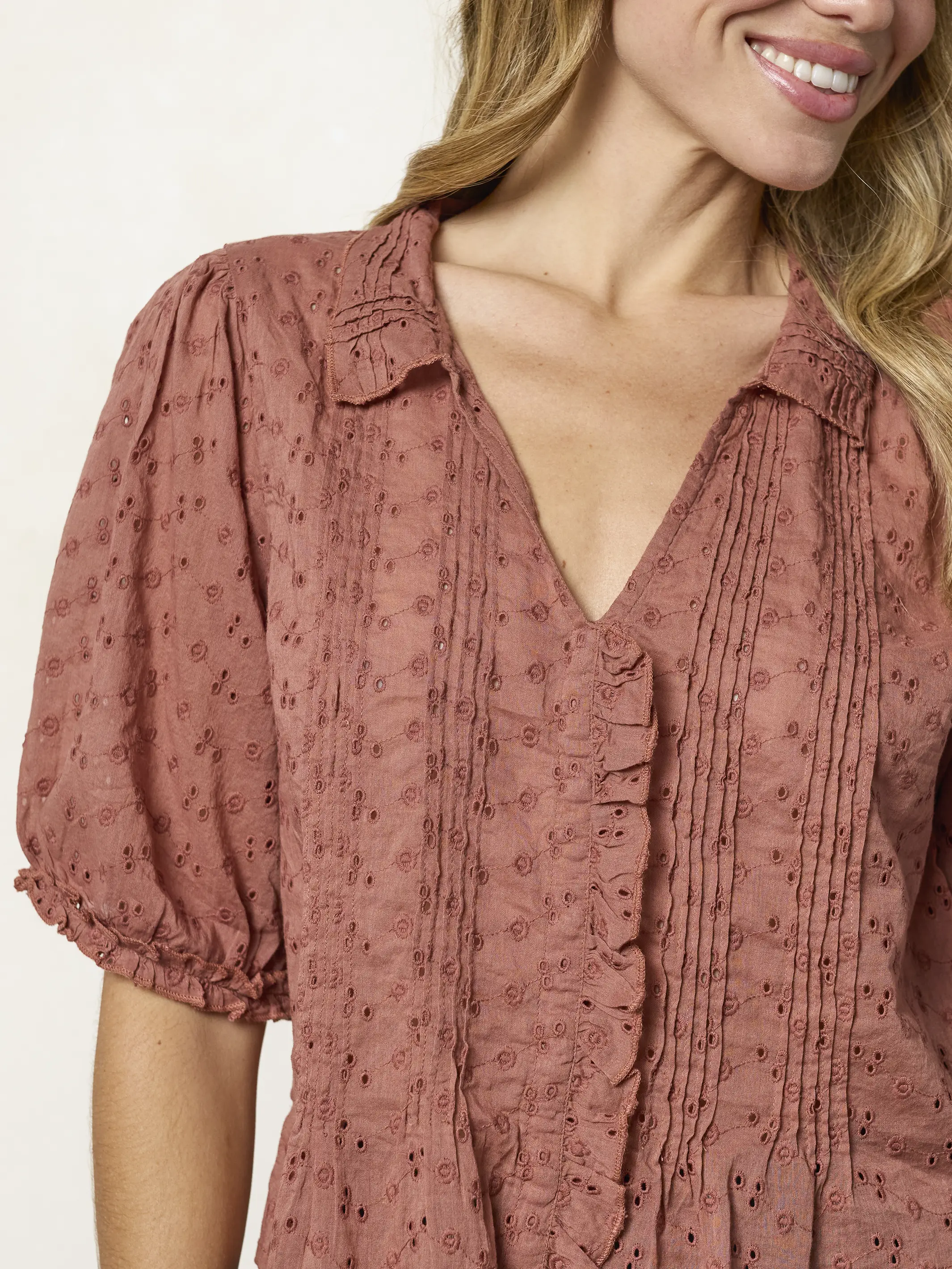 Annie Cotton Eyelet Top - Light Rust - Image 3