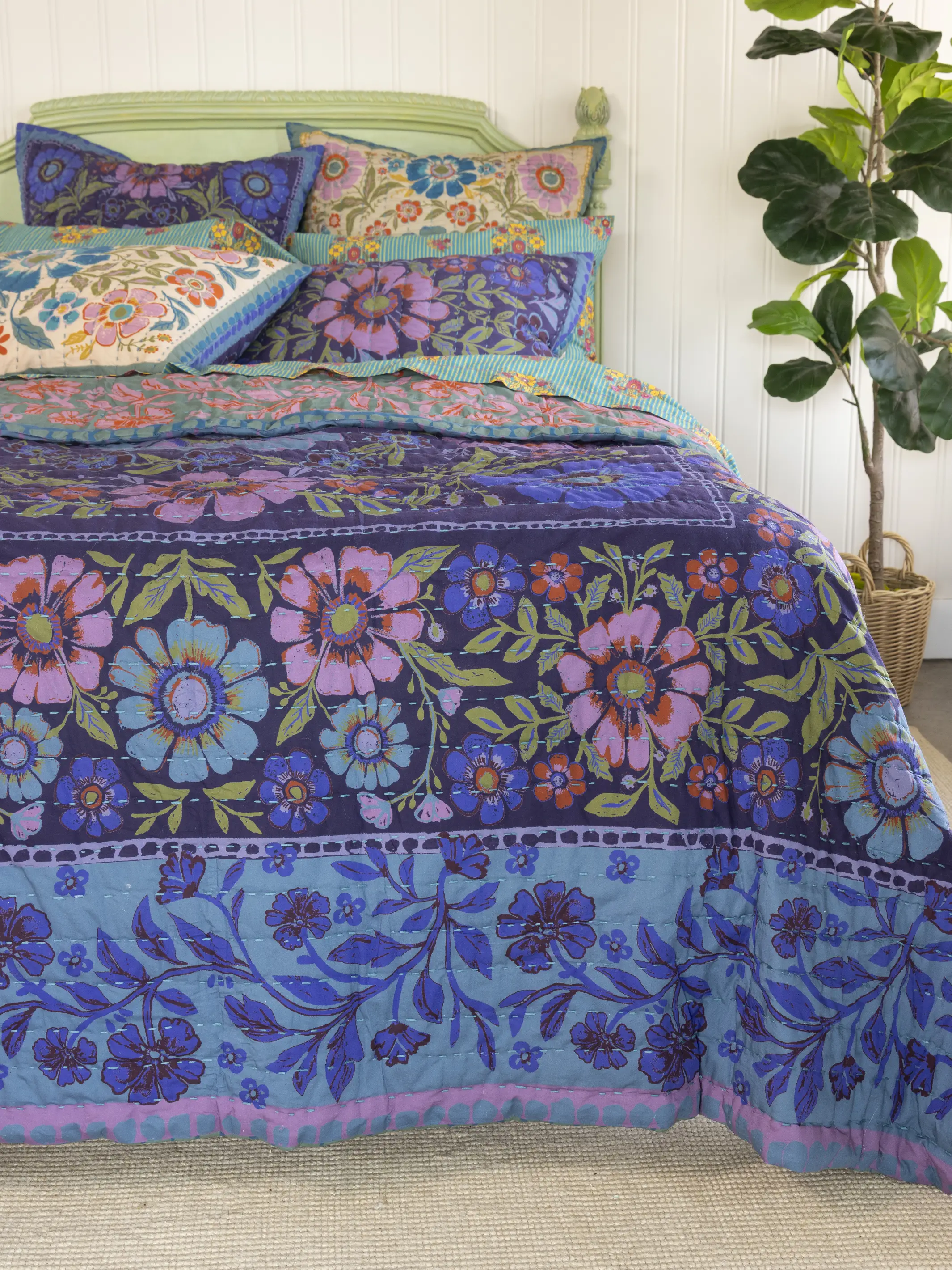 Bungalow Reversible Cotton Quilt - Flower Spell Bandana - Image 3