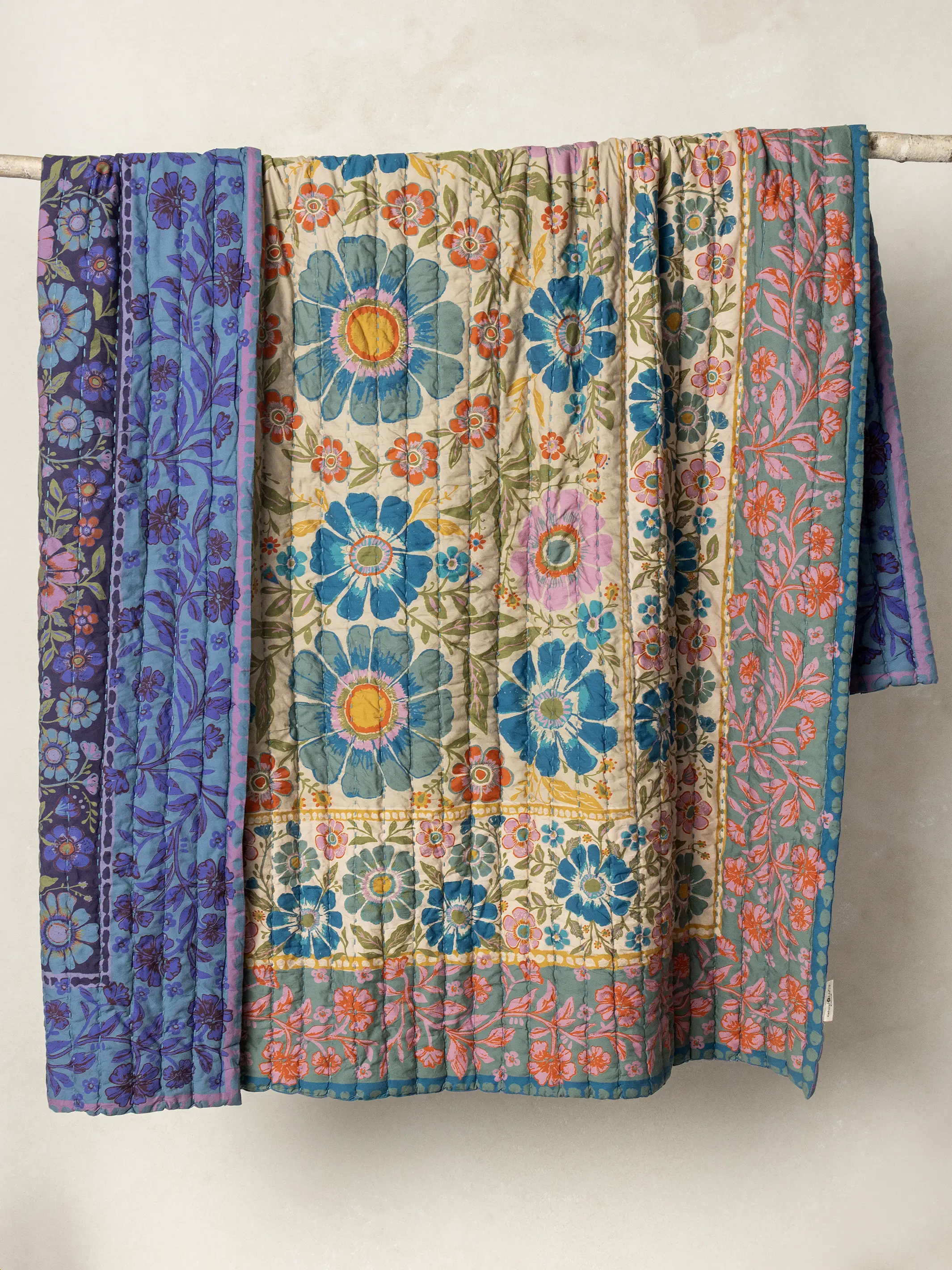 Bungalow Reversible Cotton Quilt - Flower Spell Bandana - Image 5