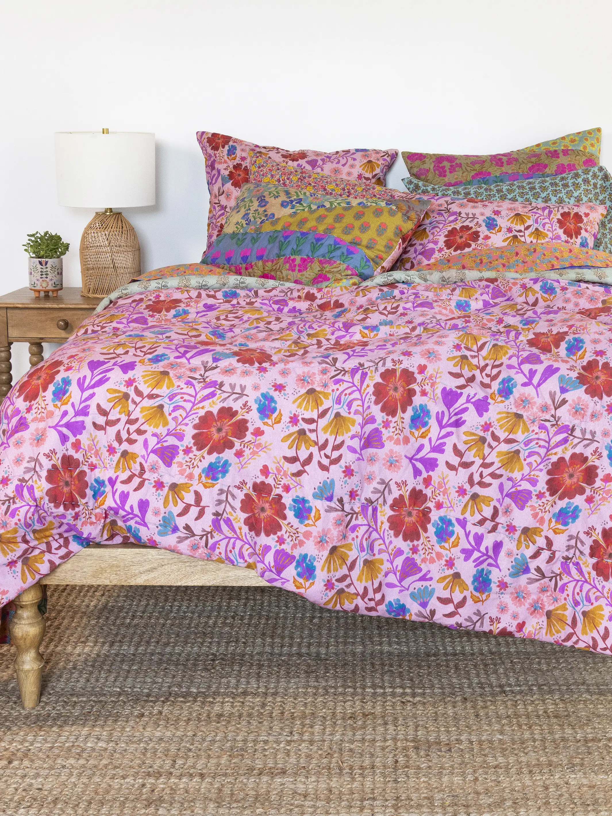 Bungalow Reversible Cotton Quilt - Garden Waves - Image 4