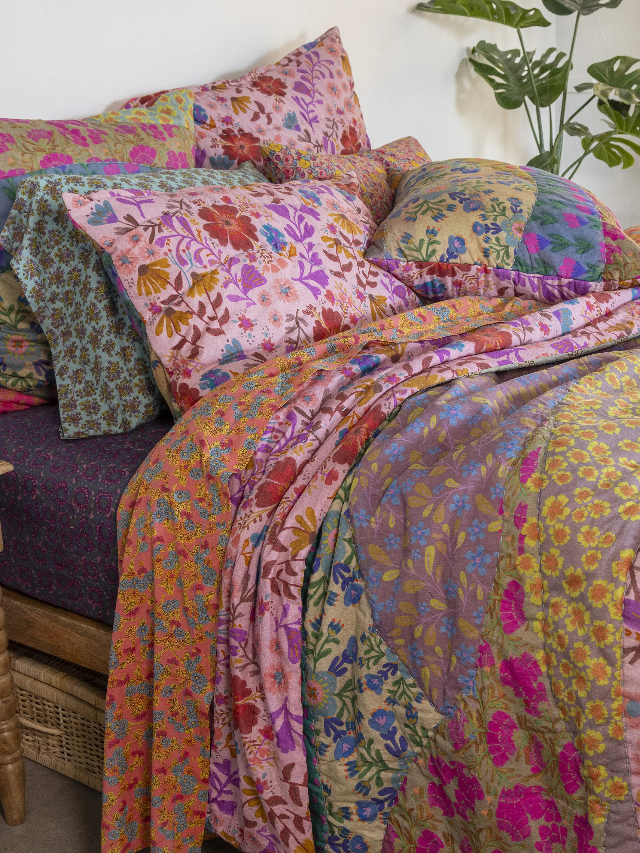 Bungalow Reversible Cotton Quilt - Garden Waves - Image 6
