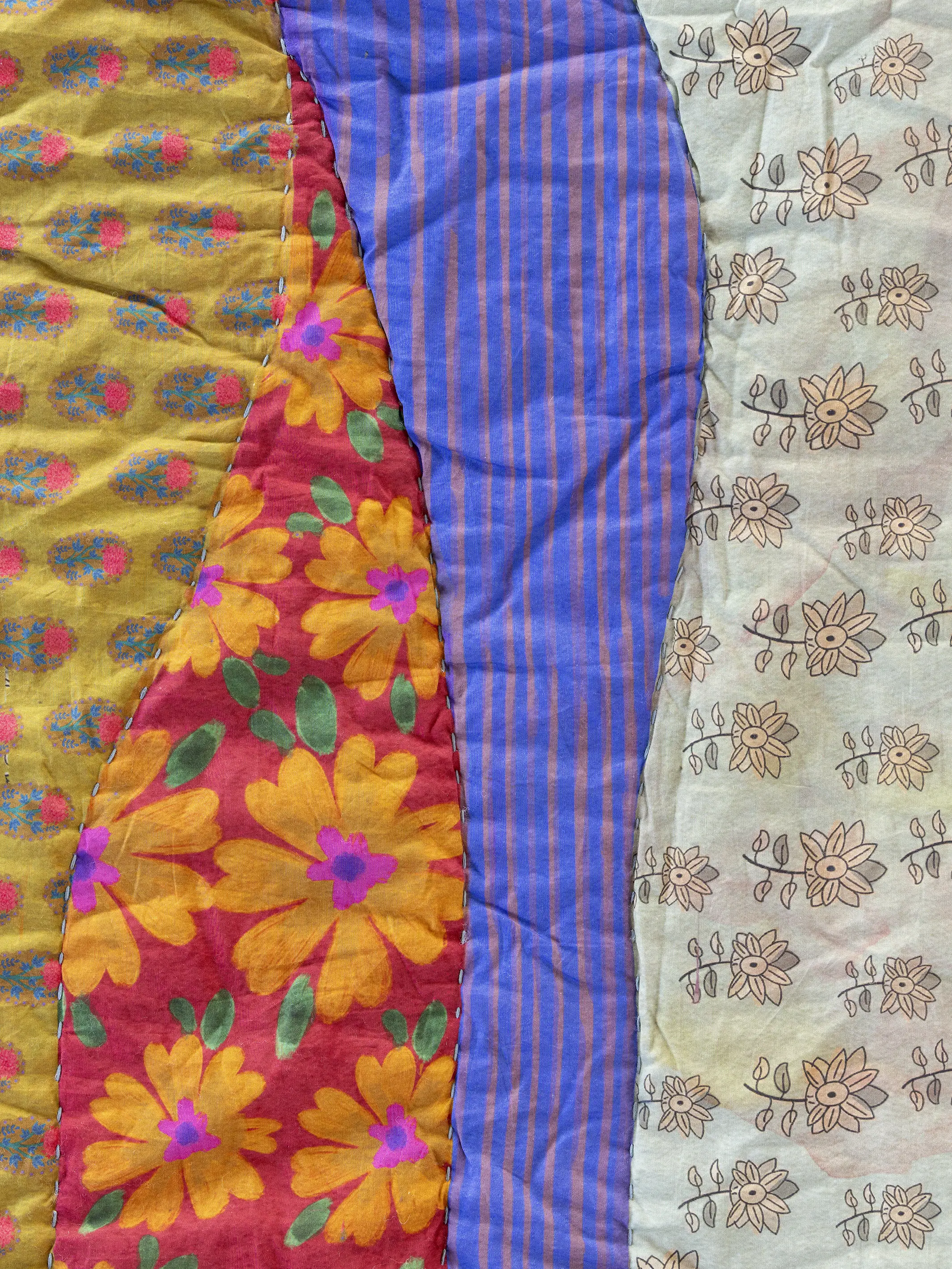 Bungalow Reversible Cotton Quilt - Garden Waves - Image 8