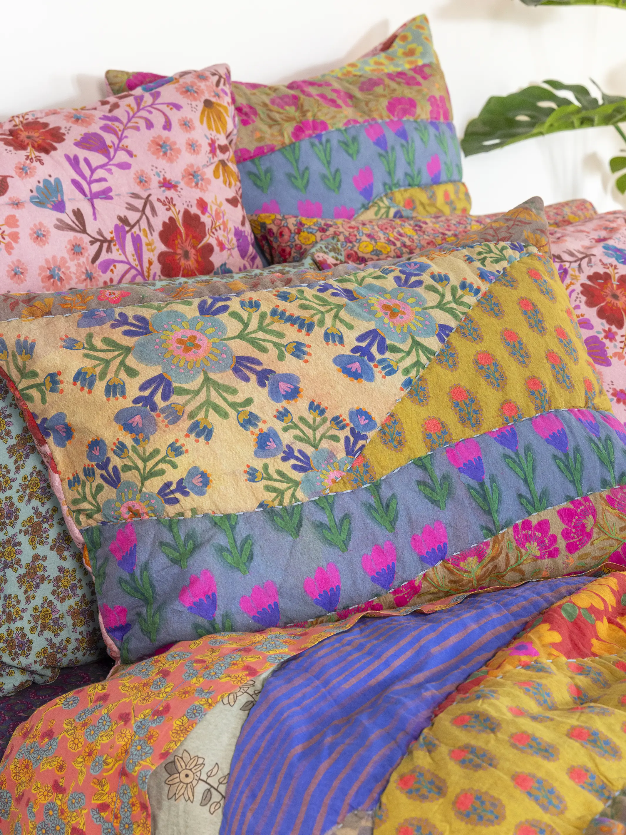 Bungalow Reversible Cotton Shams, Set of 2 - Garden Waves - Image 2