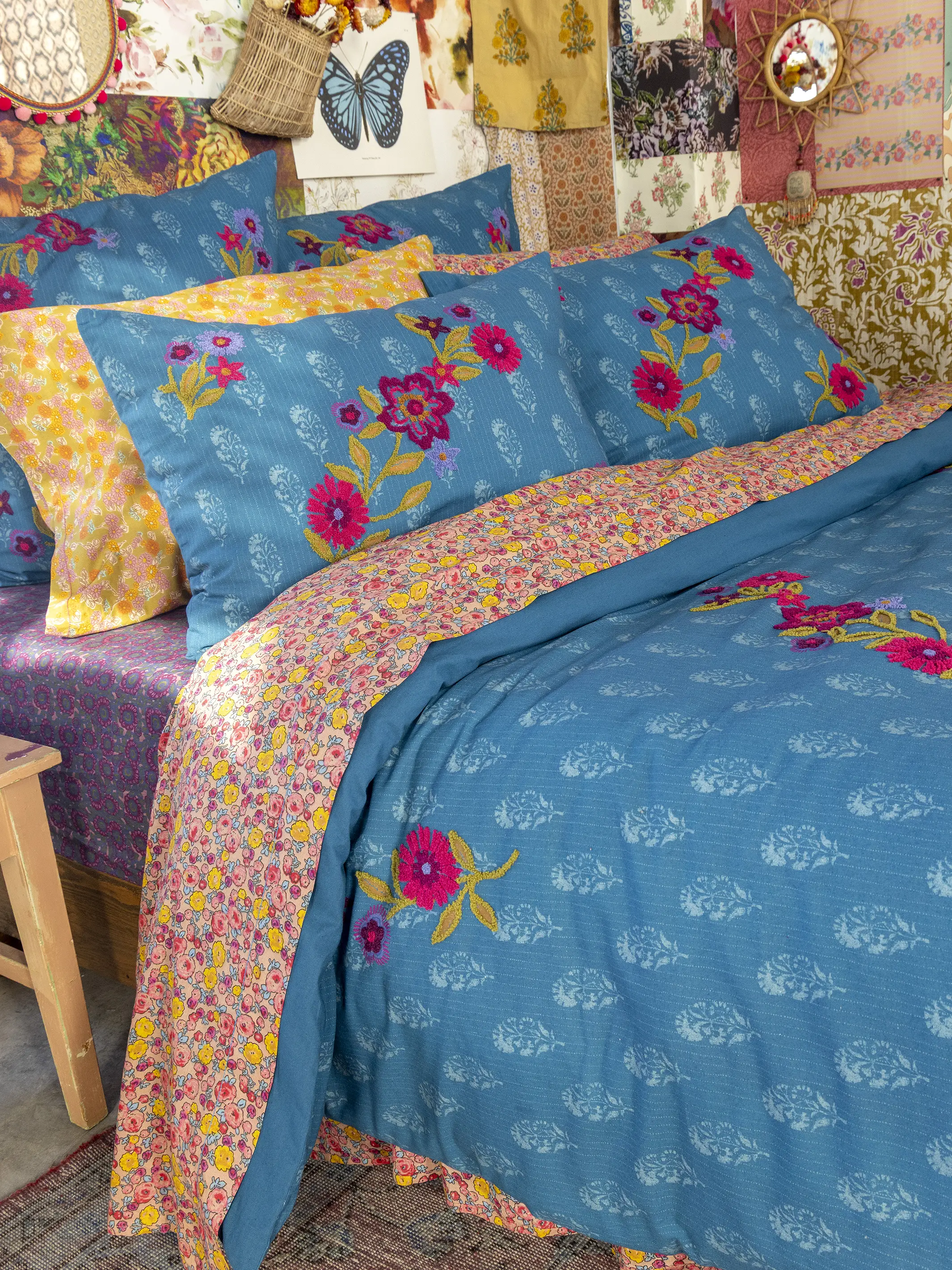 Catalina Cotton Duvet Cover - Block Stamp Indigo - Image 4