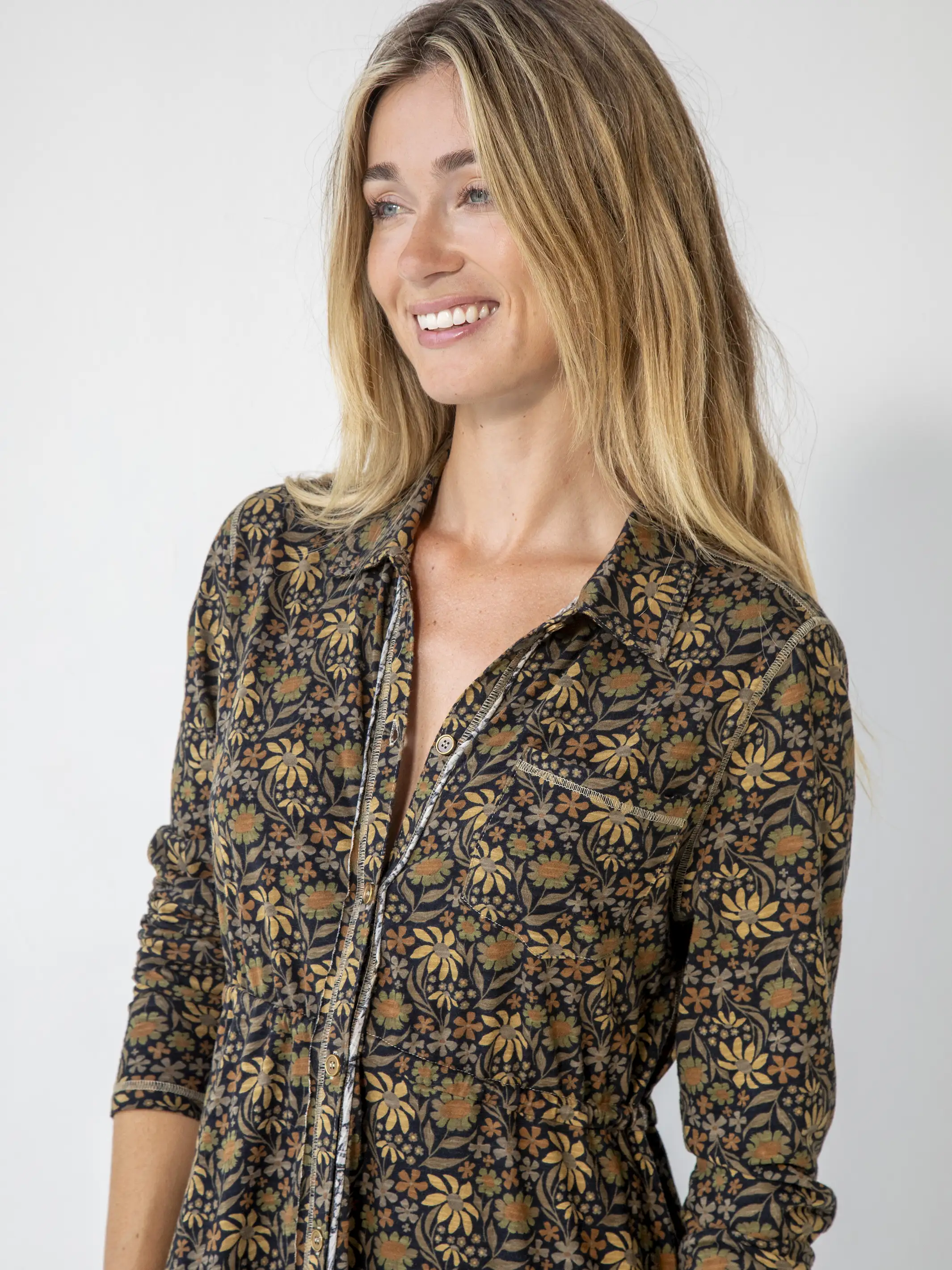 Christa Knit Cotton Maxi Dress - Black Tan Daisies - Image 2