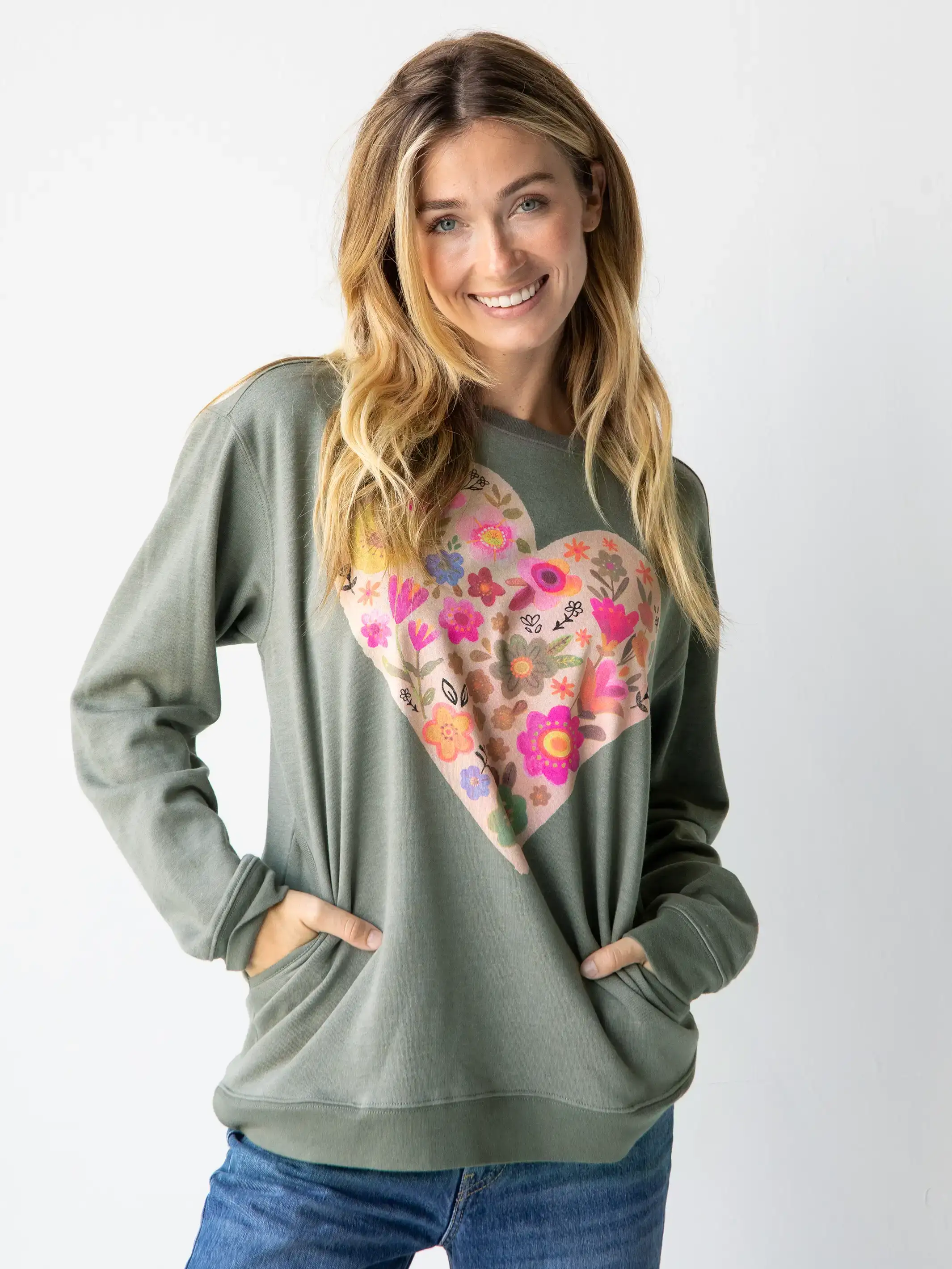 Comfy Pocket Sweatshirt - Heart - Image 2