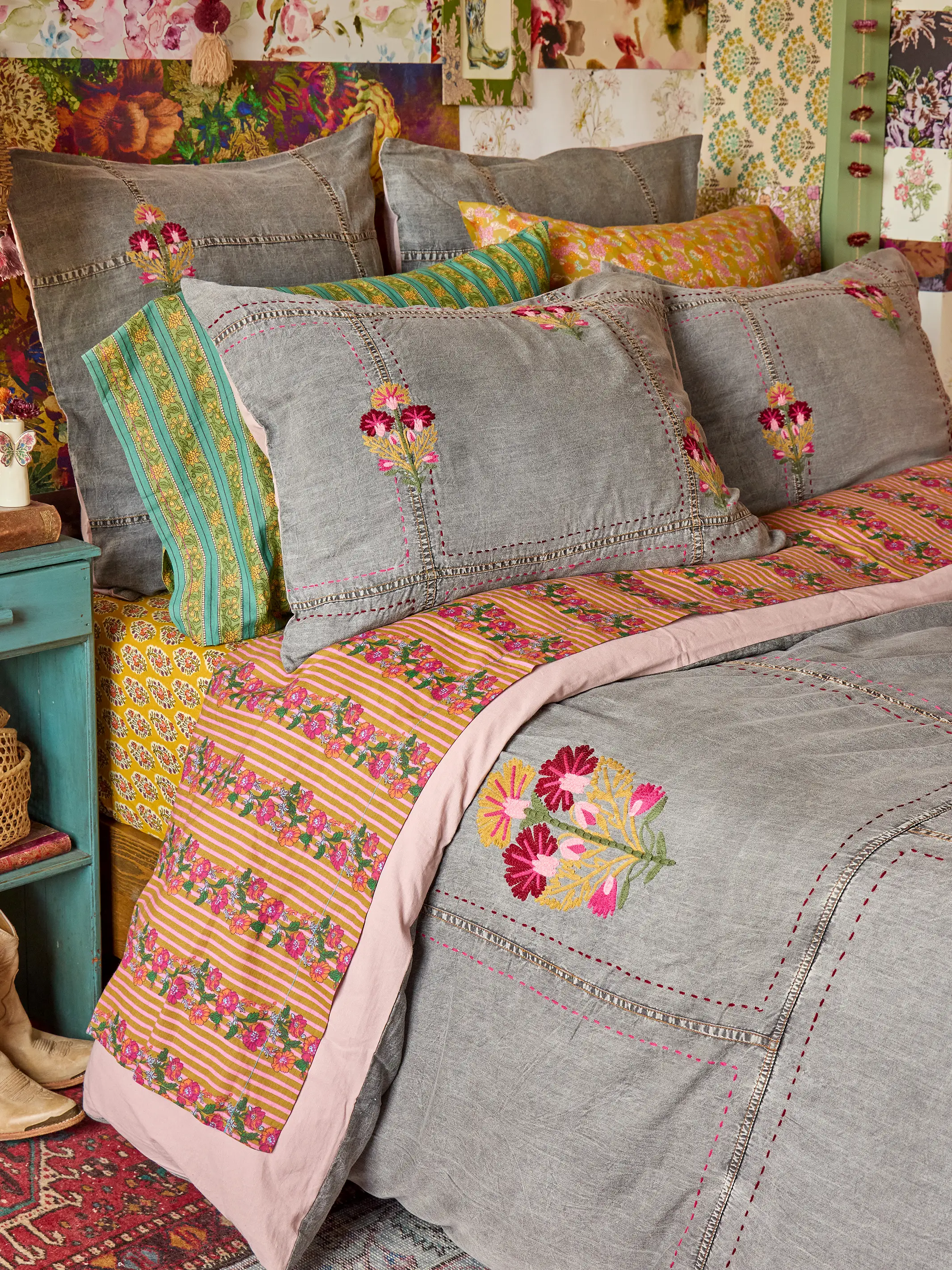 Embroidered Denim Duvet Cover - Light Grey - Image 2