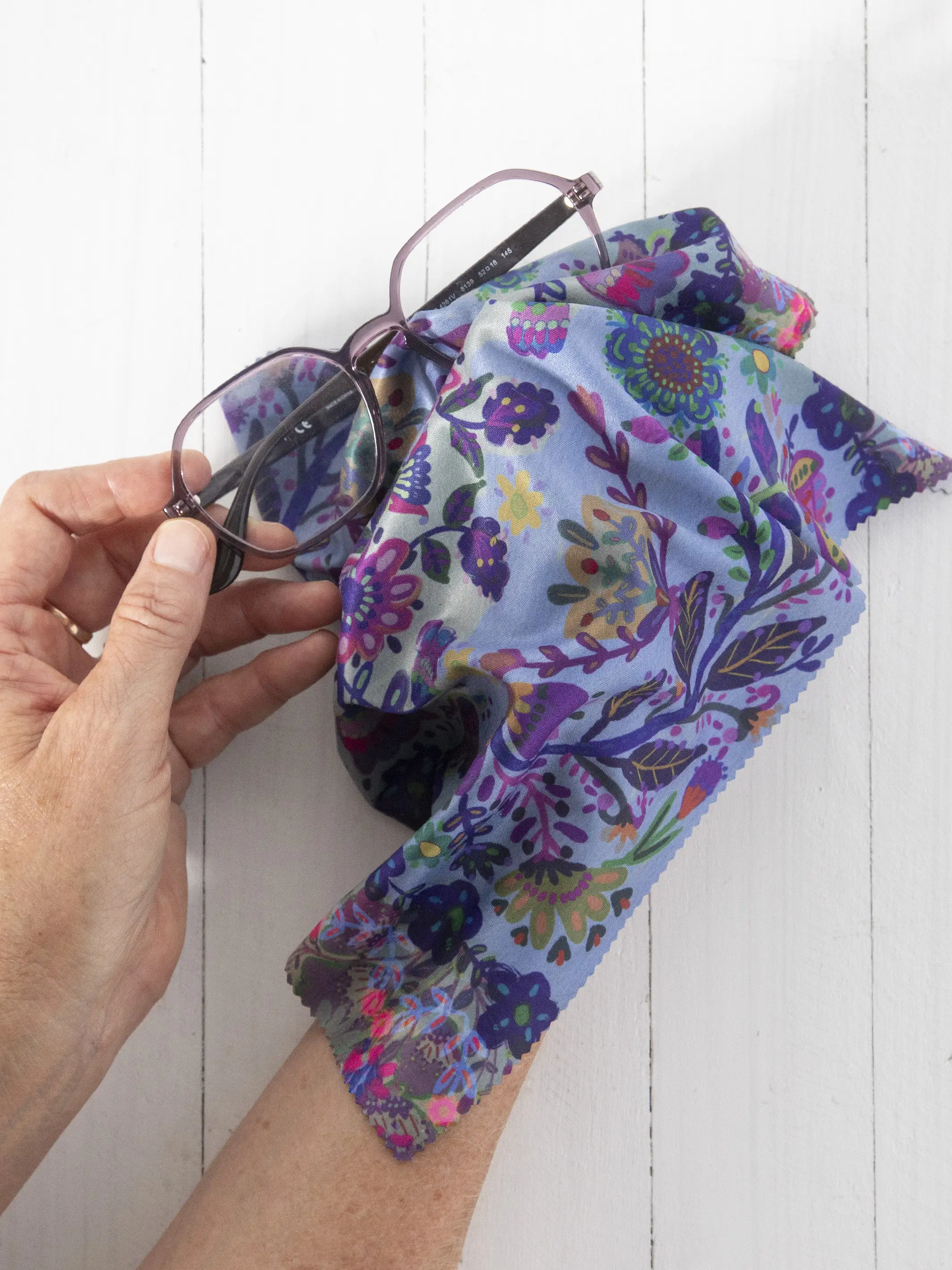 Eyeglass Cleaner Cloths, Set of 3 - Border Folk Garden - Image 2