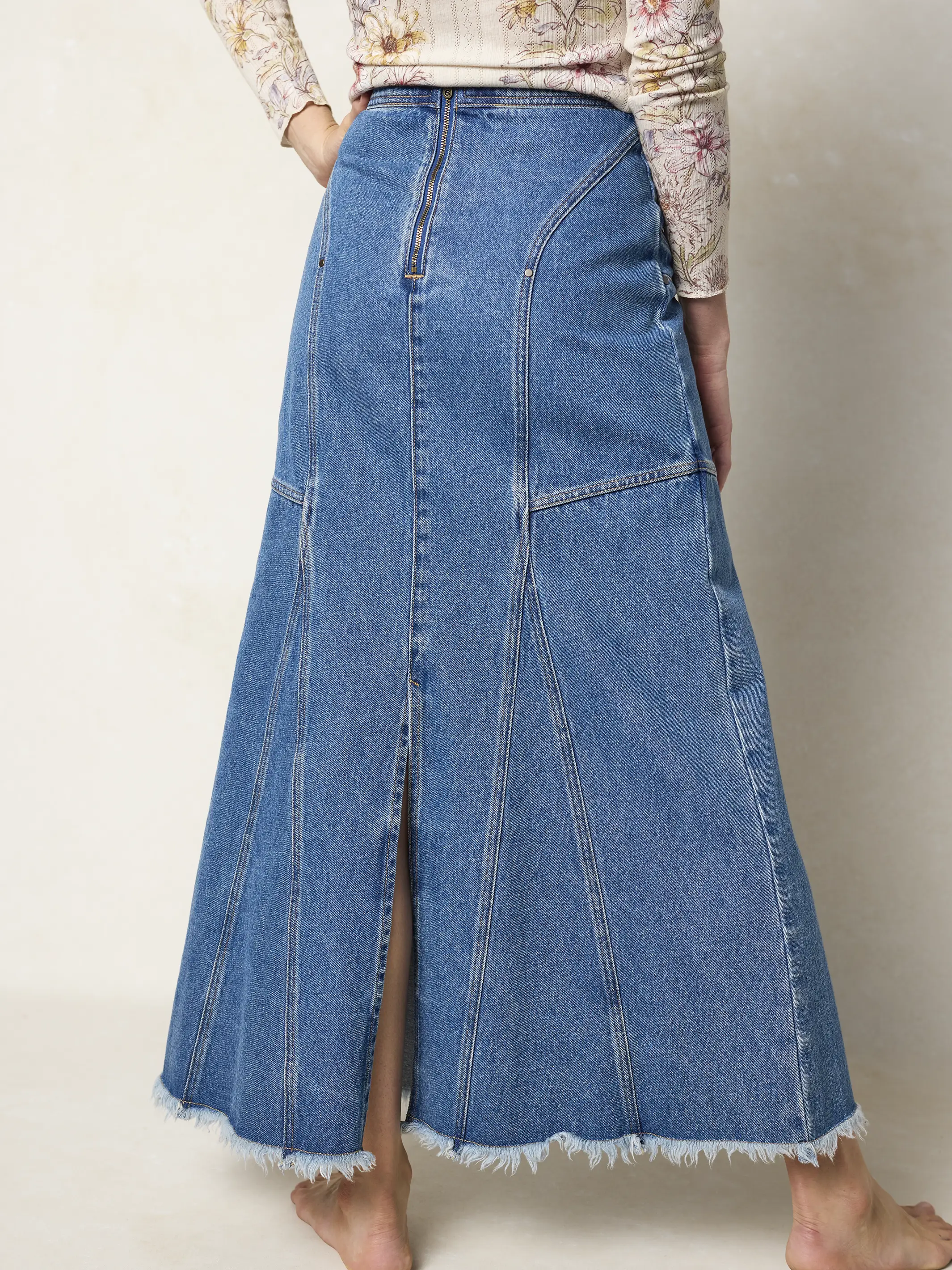 Fitted Cotton Denim Maxi Skirt - Medium Wash - Image 5
