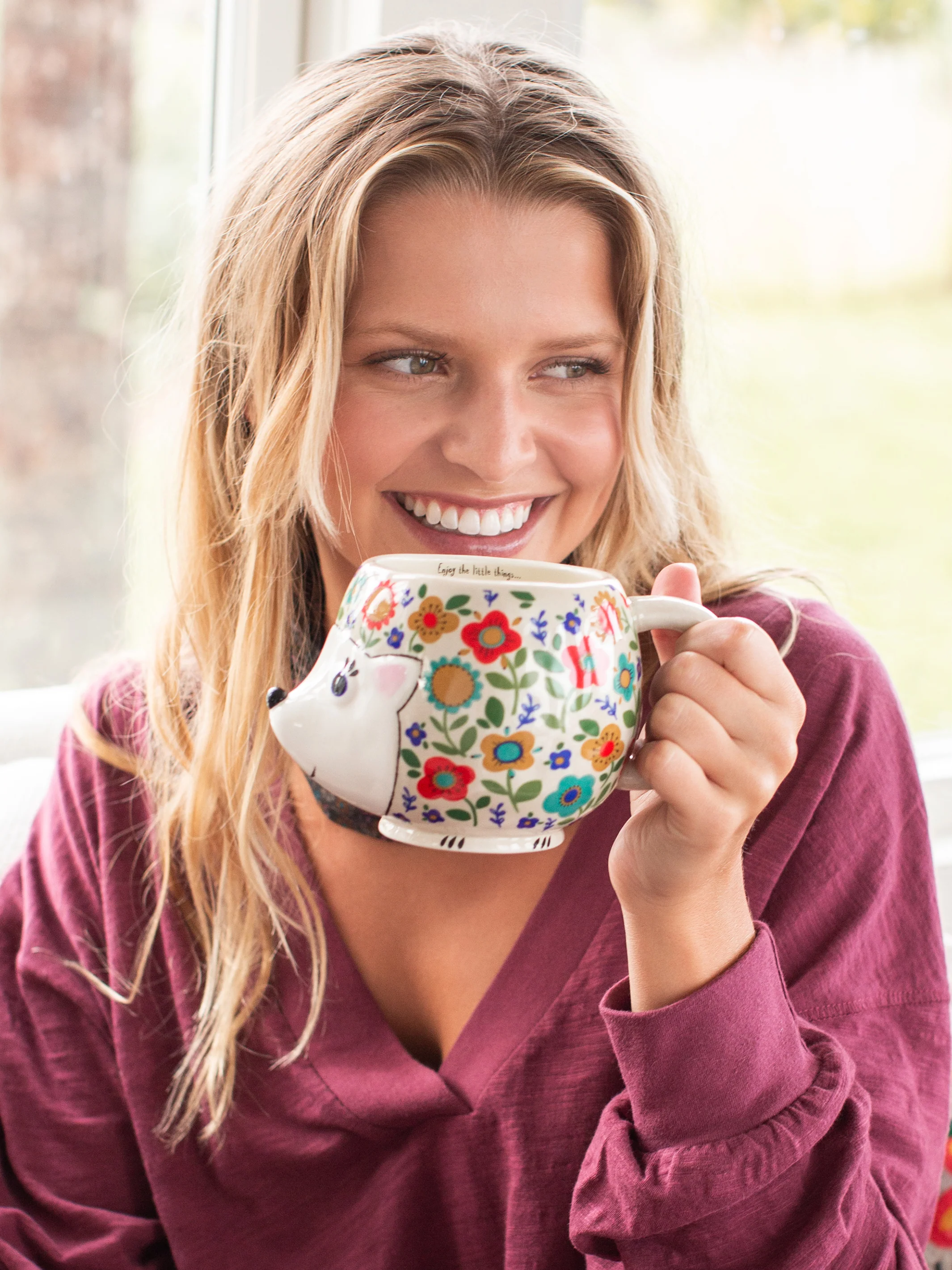 Folk Art Coffee Mug - Harriet The Hedgehog - Image 3