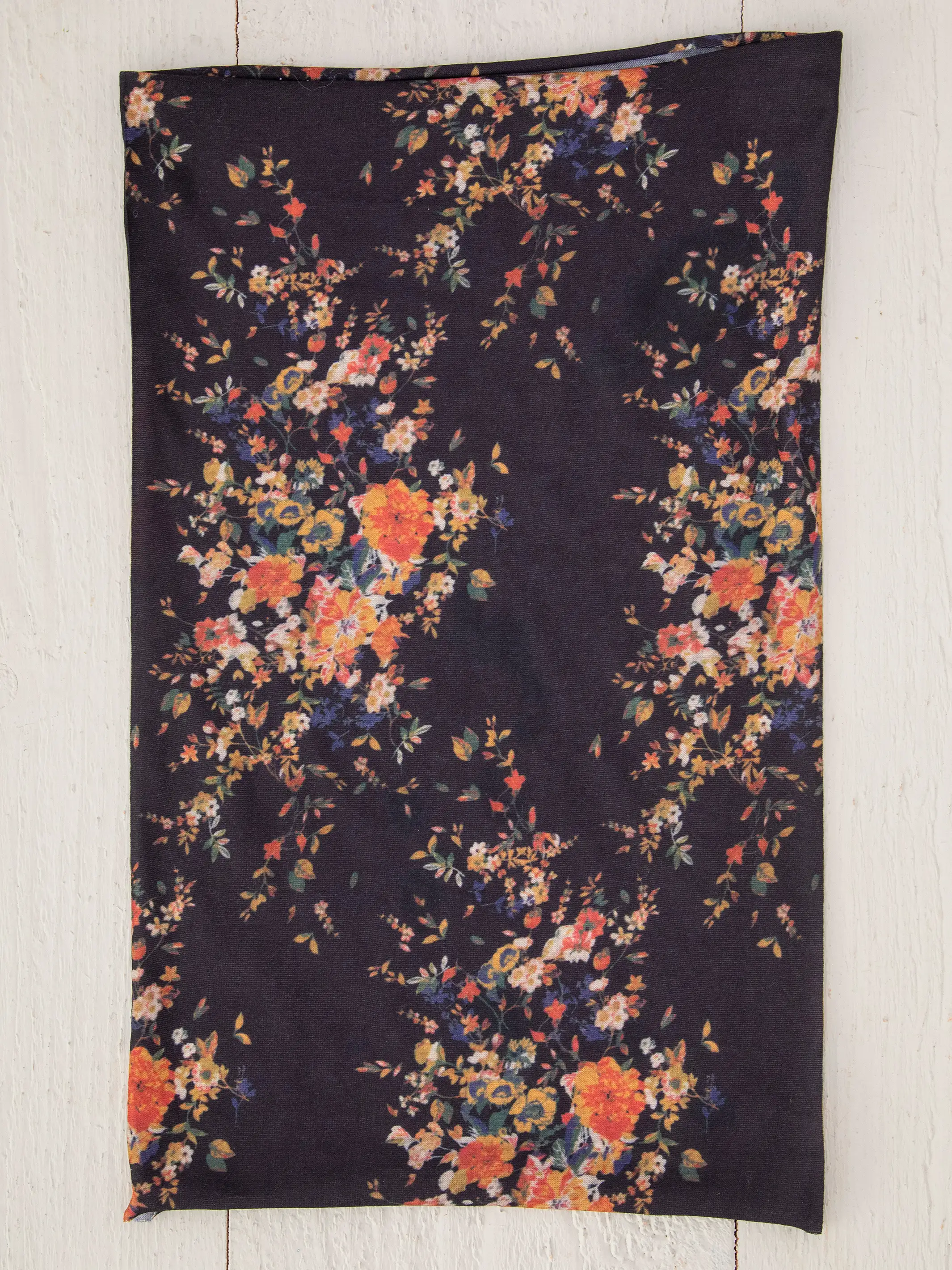 Full Boho Bandeau® Headband - Black Red Bouquets - Image 2