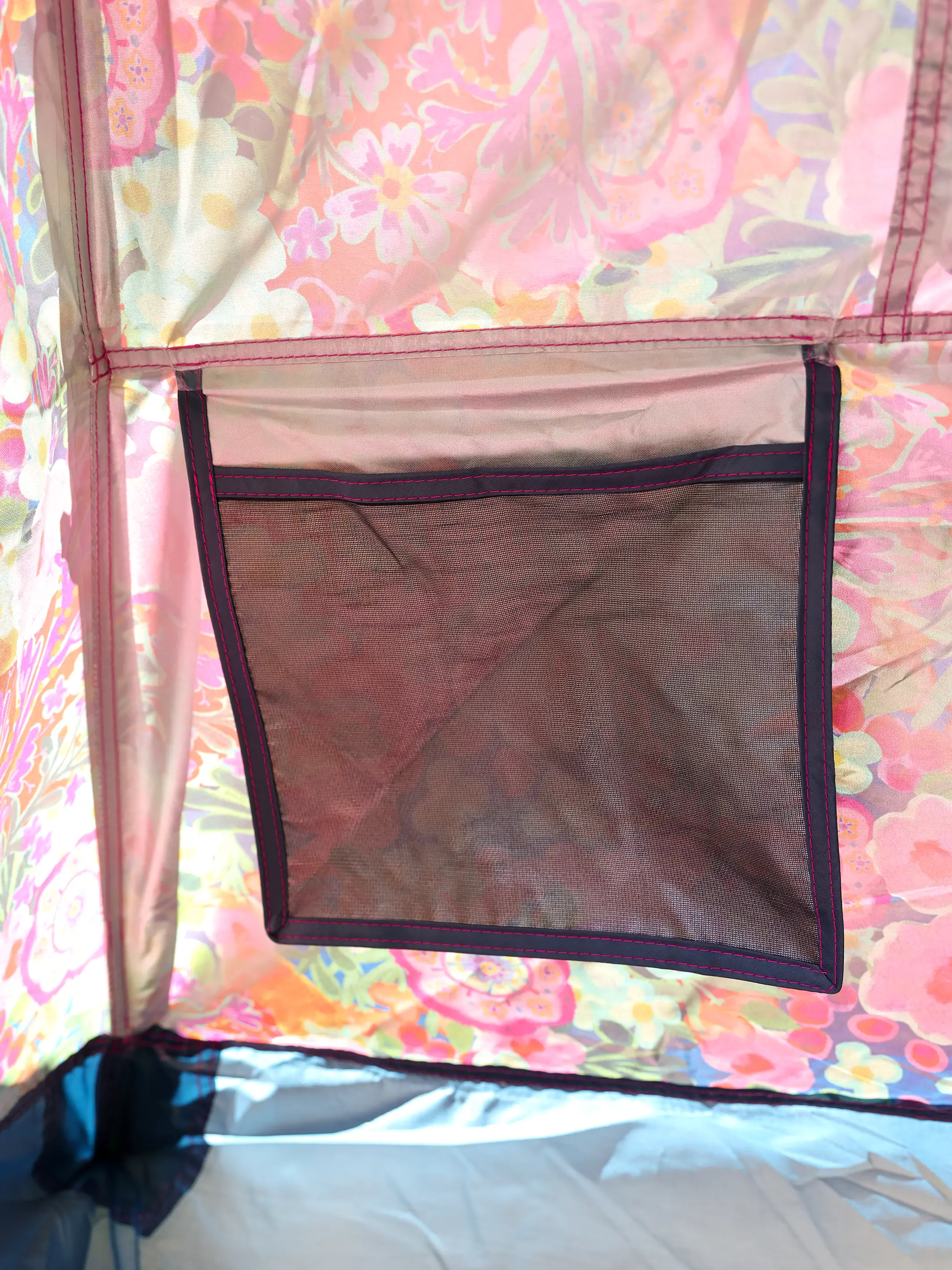 Live Happy Camping Tent - Cozy Cottage - Image 5