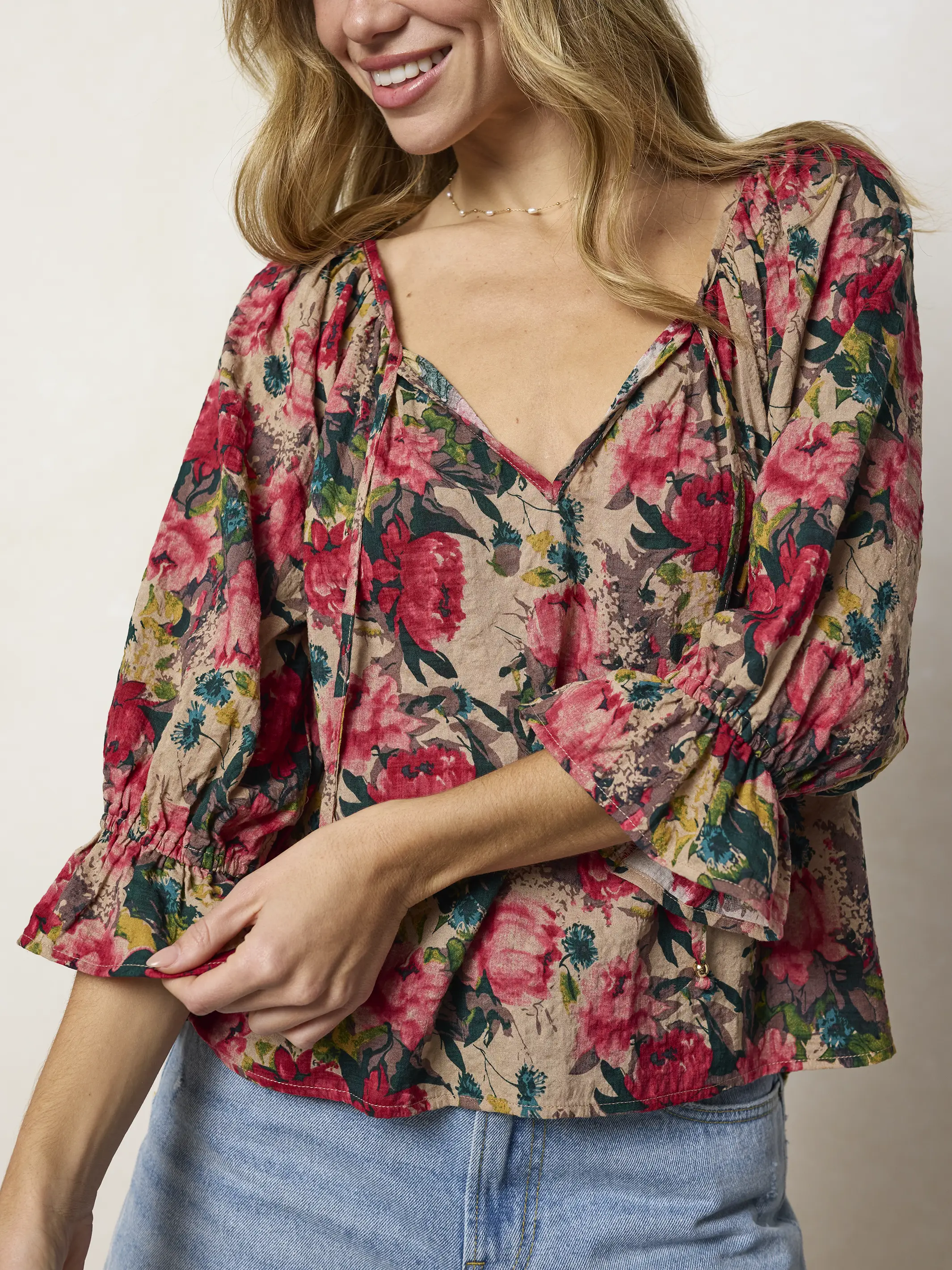 Magnolia Top - Tan Red Roses - Image 3