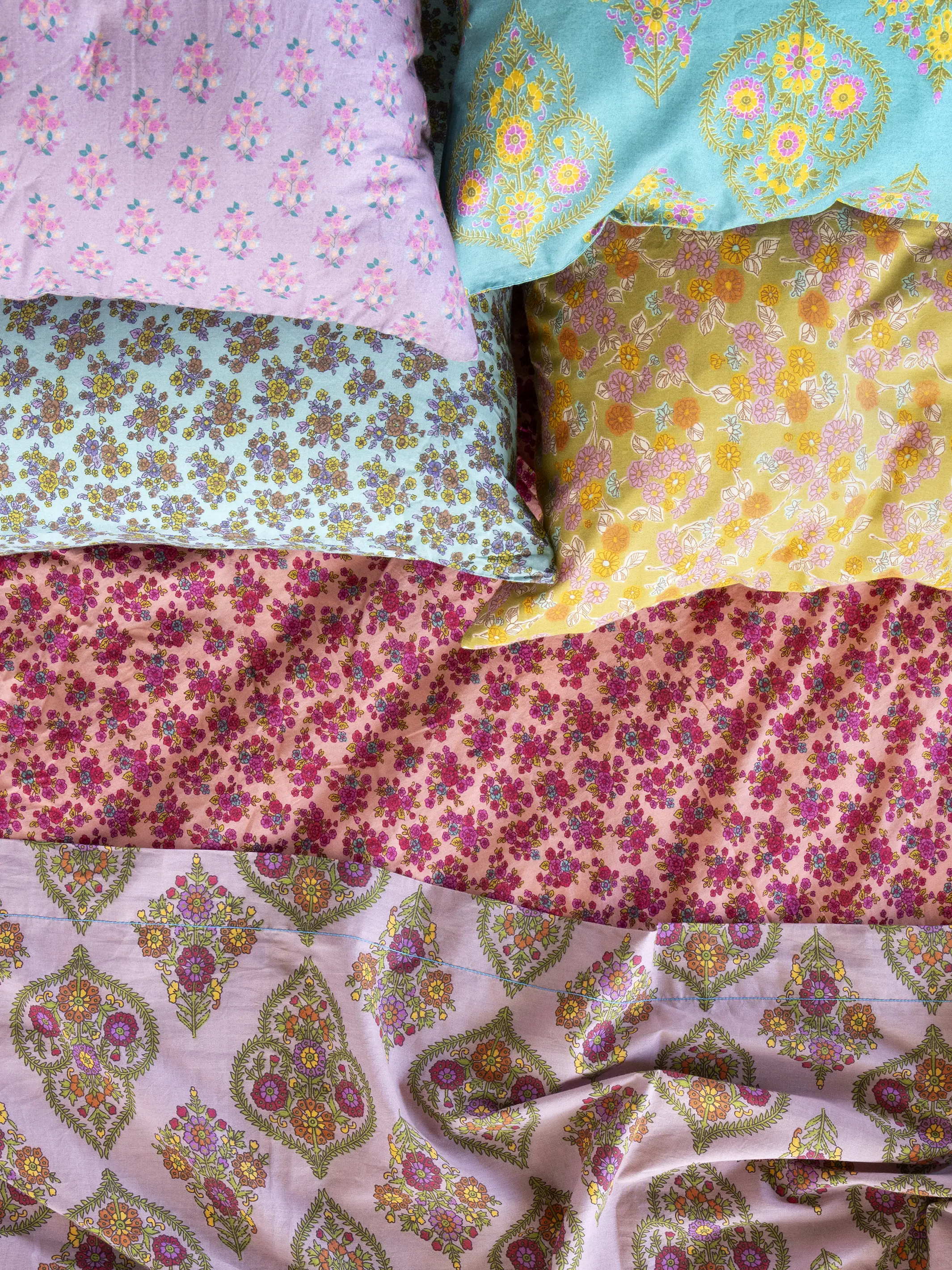Mix & Match Cotton Fitted Sheet - Blush Folk Ditsy - Image 3