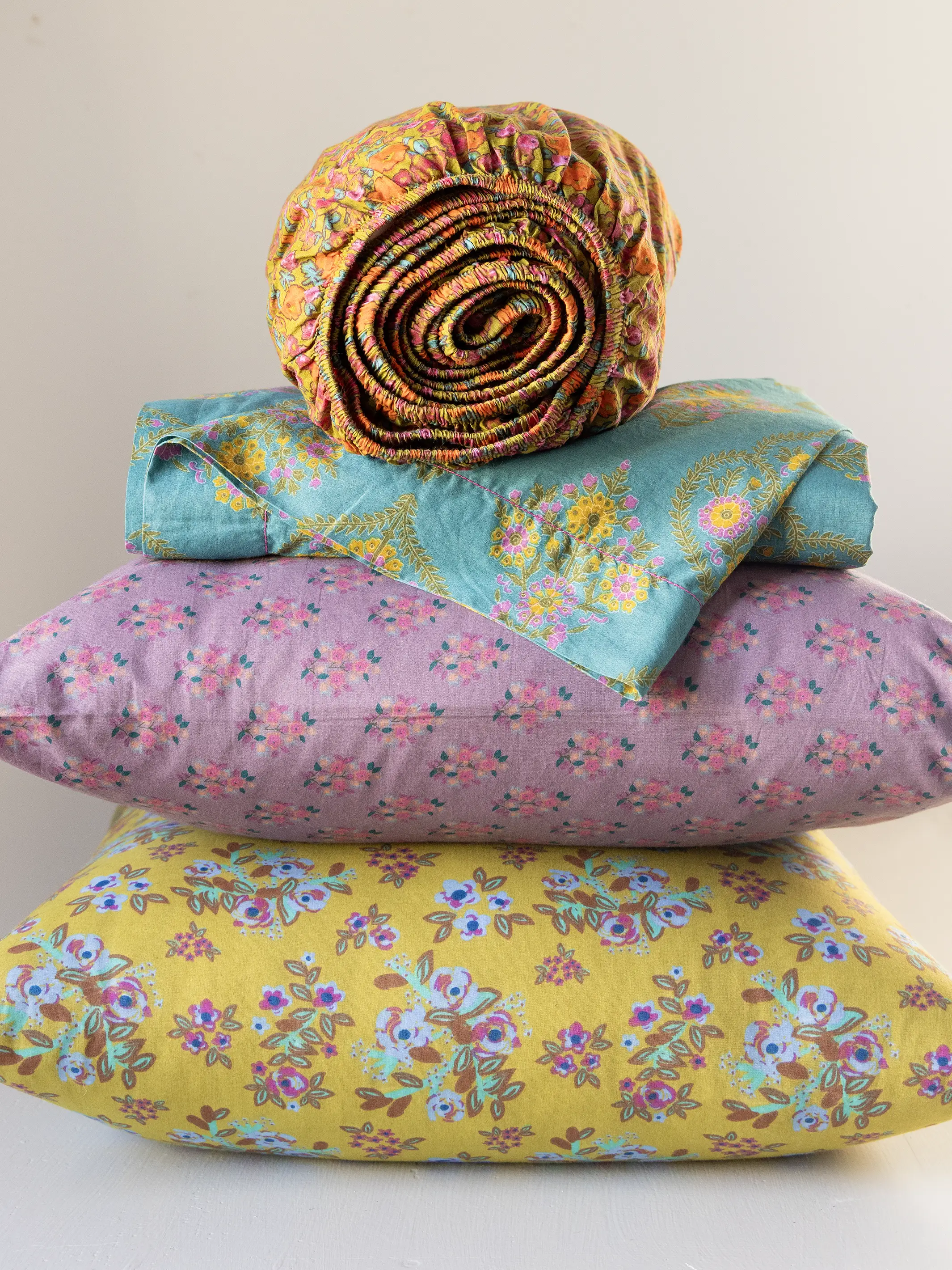 Mix & Match Cotton Pillowcase, Single - Chartreuse Bouquet Blooms - Image 3