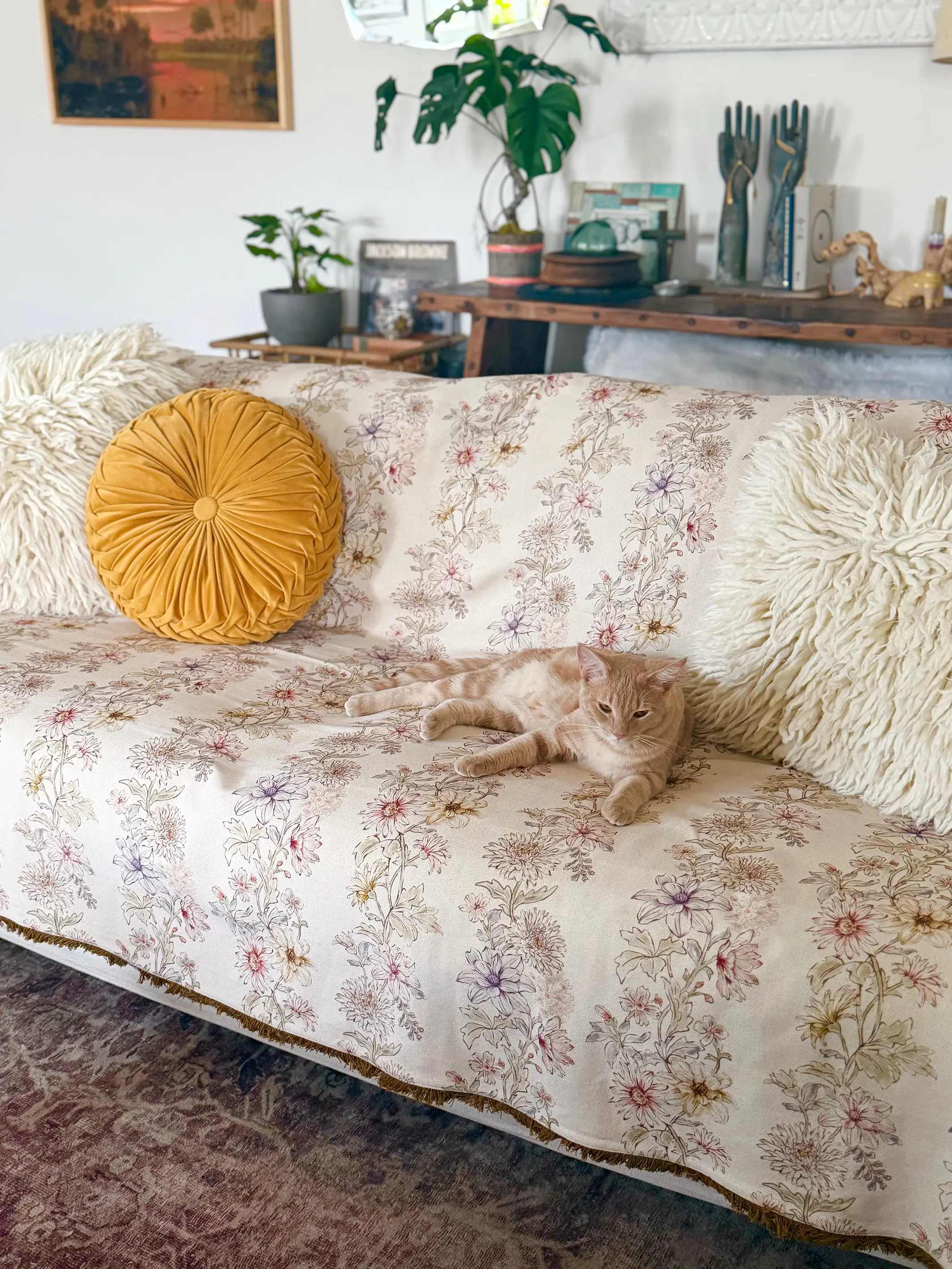 Mom's Favorite Sofa Cover - Ivory Dahlia Rows - Image 3