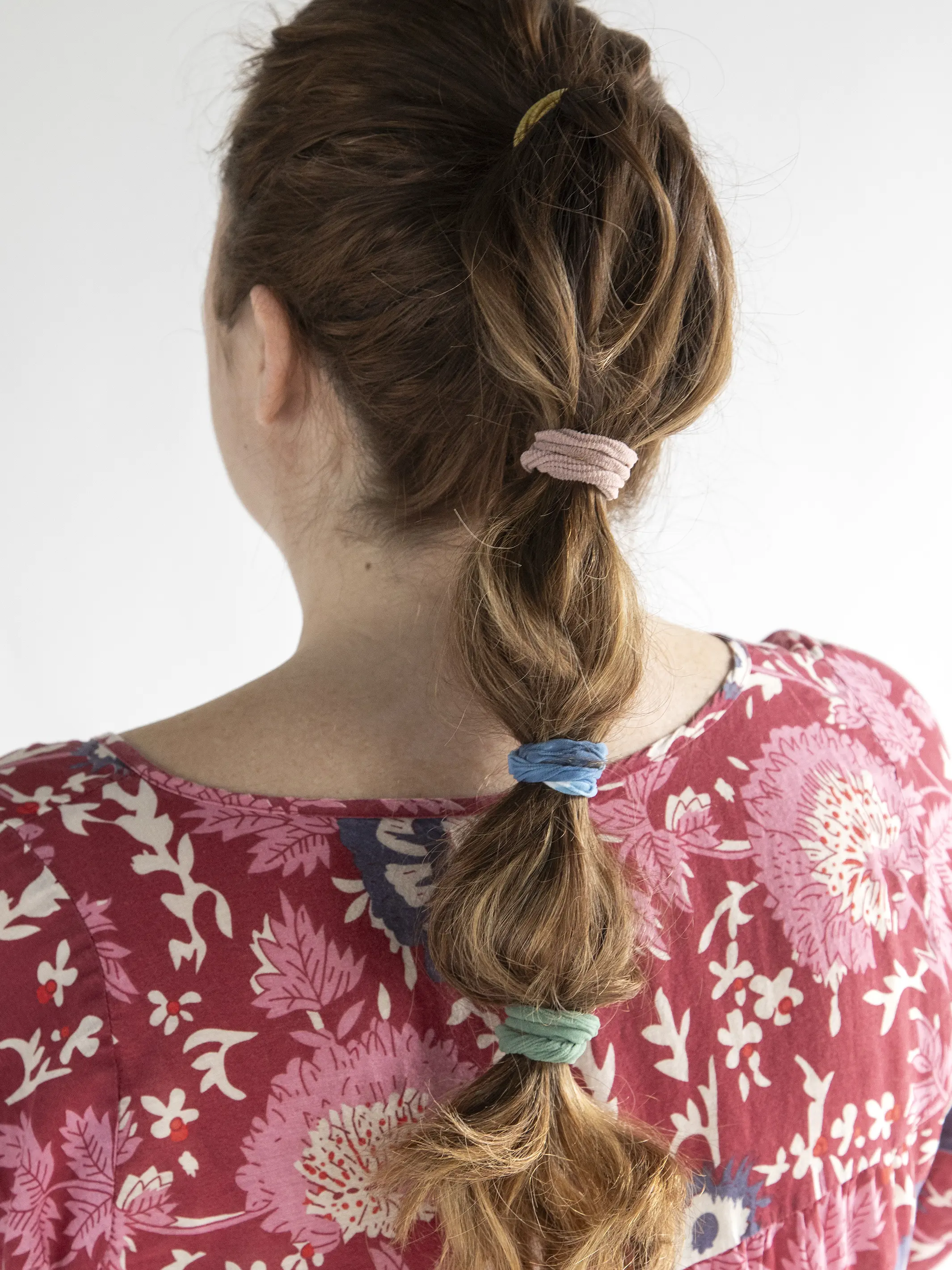 On The Run Hair Tie, Set of 8 - Black - Image 3