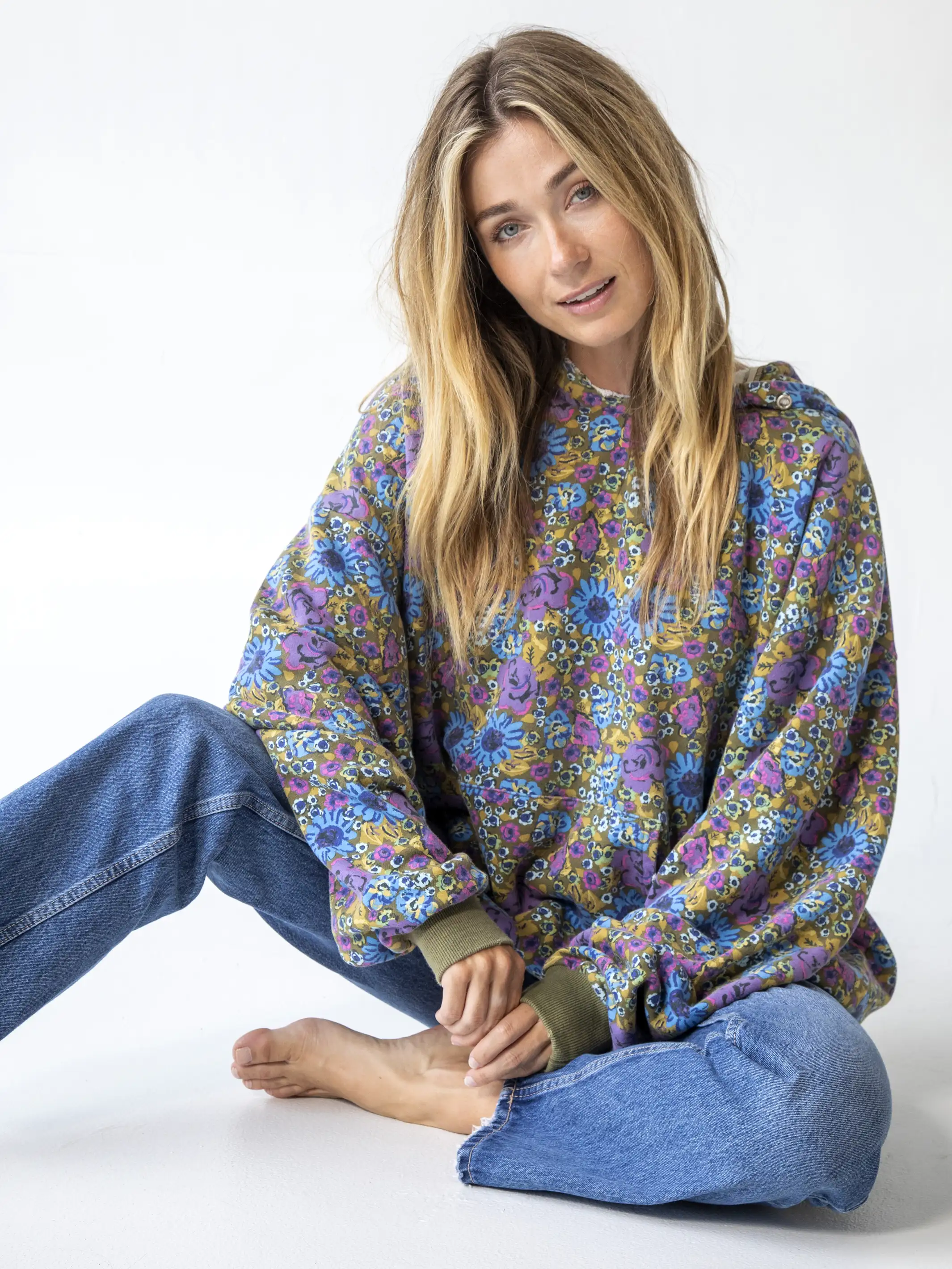 Oversized Printed Hoodie - Blue Purple Daisy - Image 3