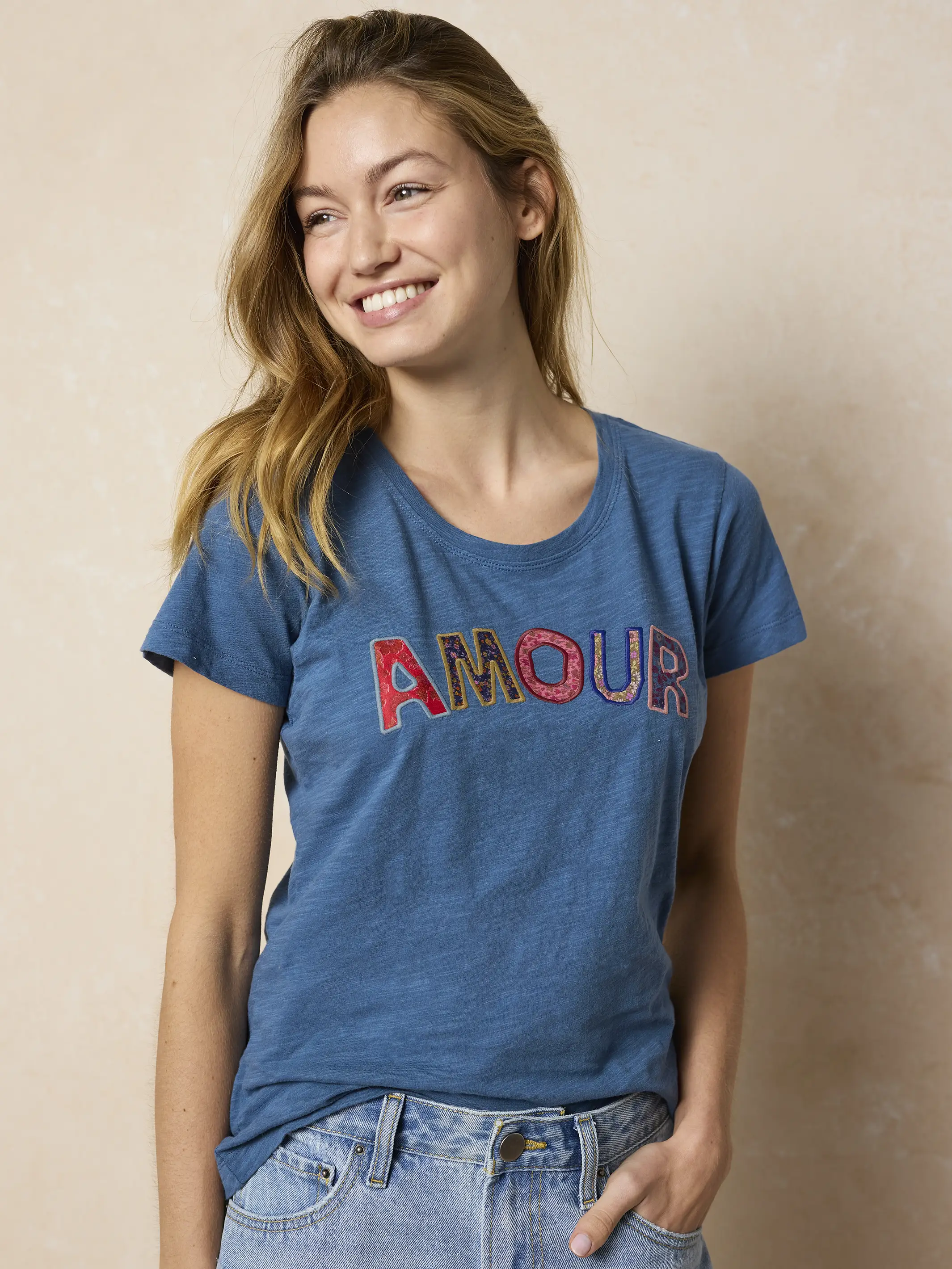 Perfect Fit Applique Tee - Amour - Image 4