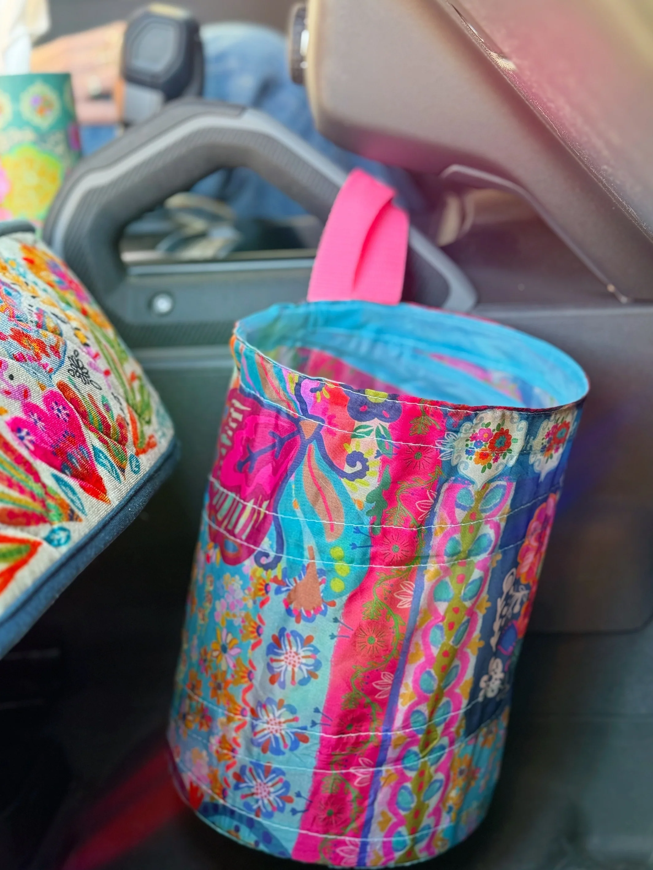 Pop-Up Car Trash Can - Floral Patchwork - Image 4