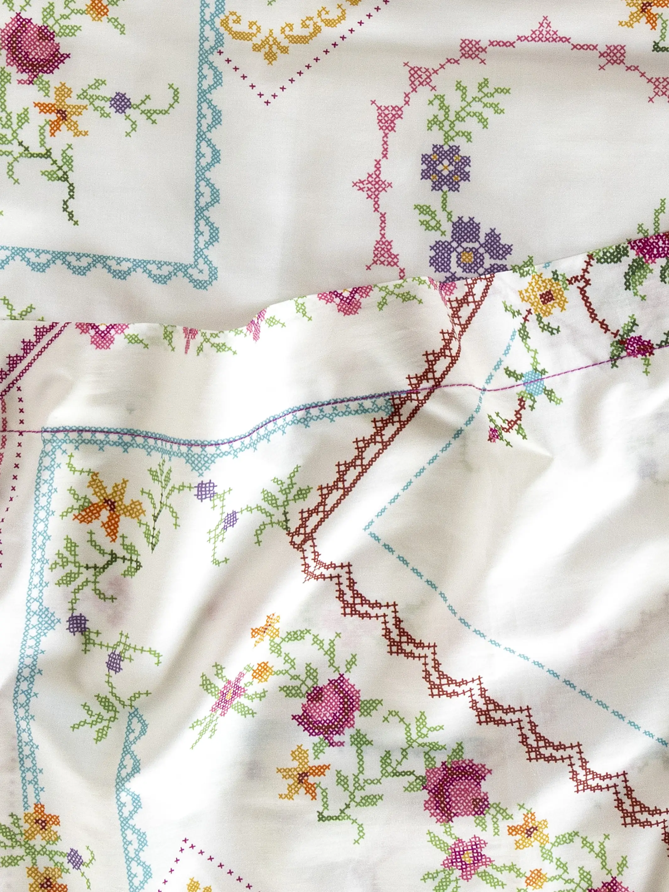 Sooo Soft Cotton Sheet Set - Heirloom Cross Stitch Ivory - Image 3