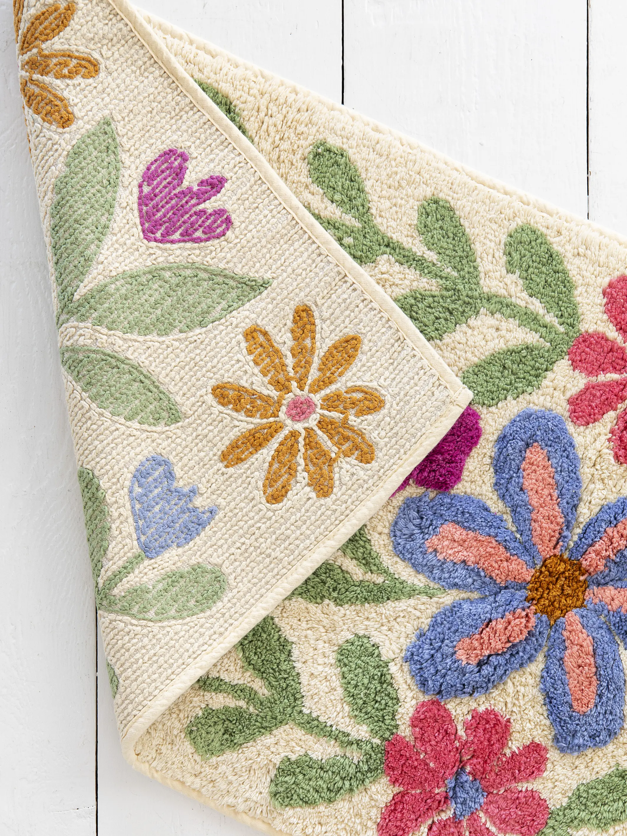 Tufted Runner Bath Mat - Cream Floral Vines - Image 3